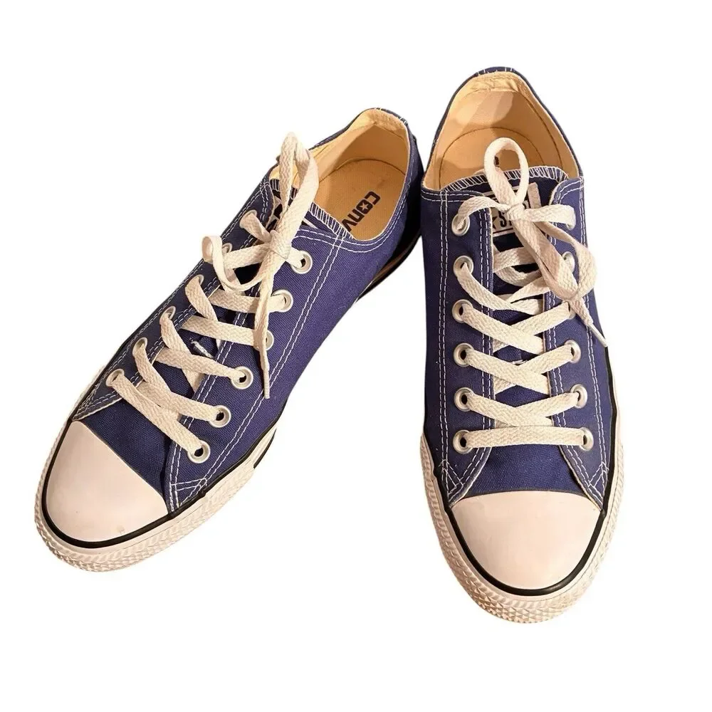 Unisex Converse All Star Low Tops In Blue And White. Men’s 8 or Women’s 10